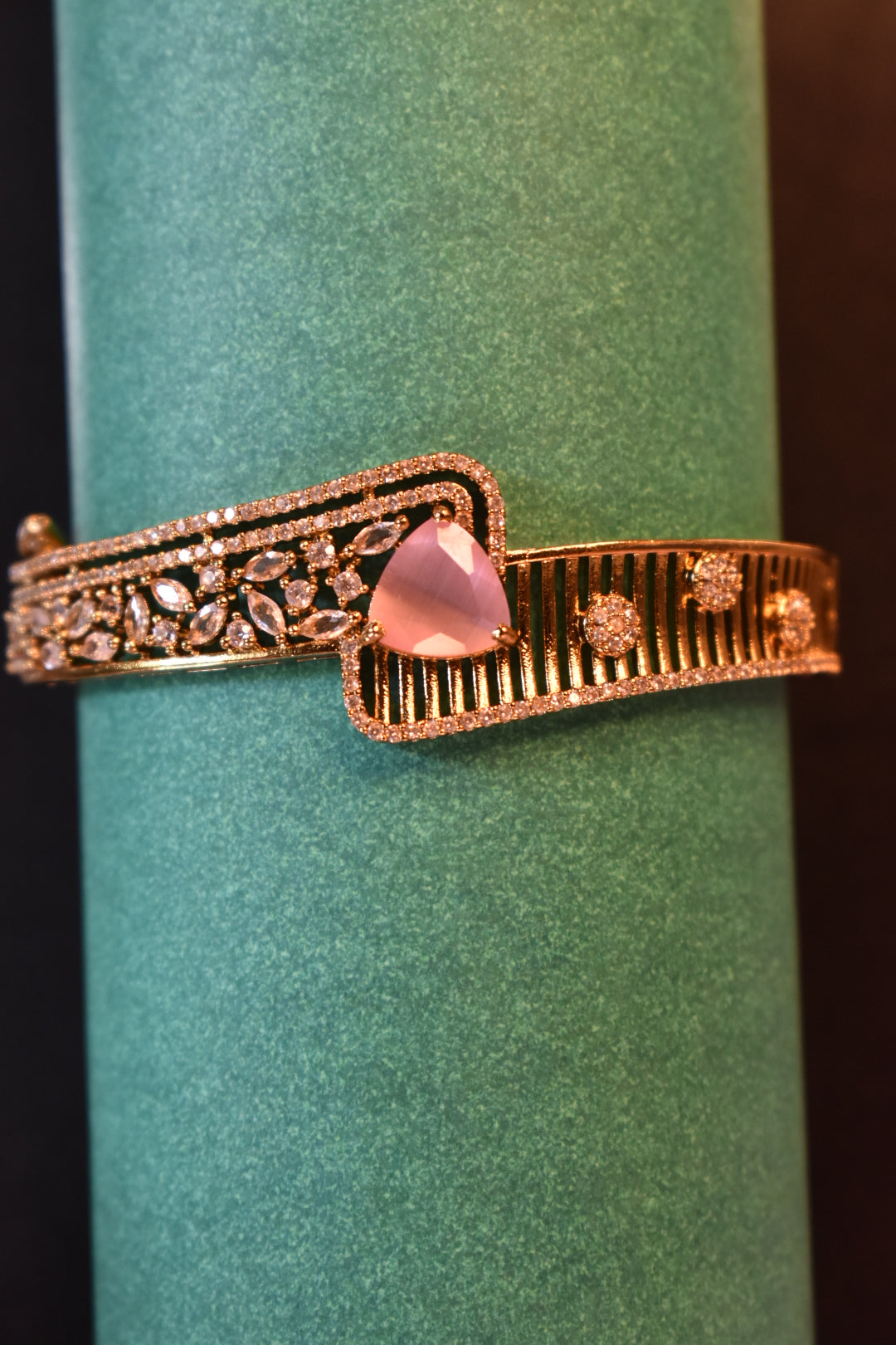 Leesuu Golden Bow Crystal Bracelet