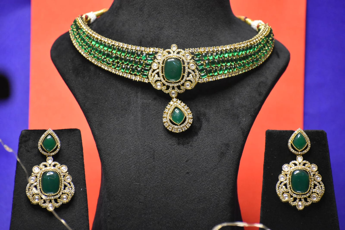 Royal Green Emerald-Style Choker Necklace Set with Matching Earrings