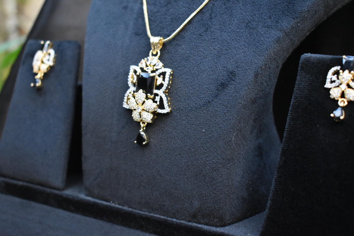 Royal Black and white Stone Pendant Necklace Set with Matching Earrings – Intricate Crystal Statement Jewellery