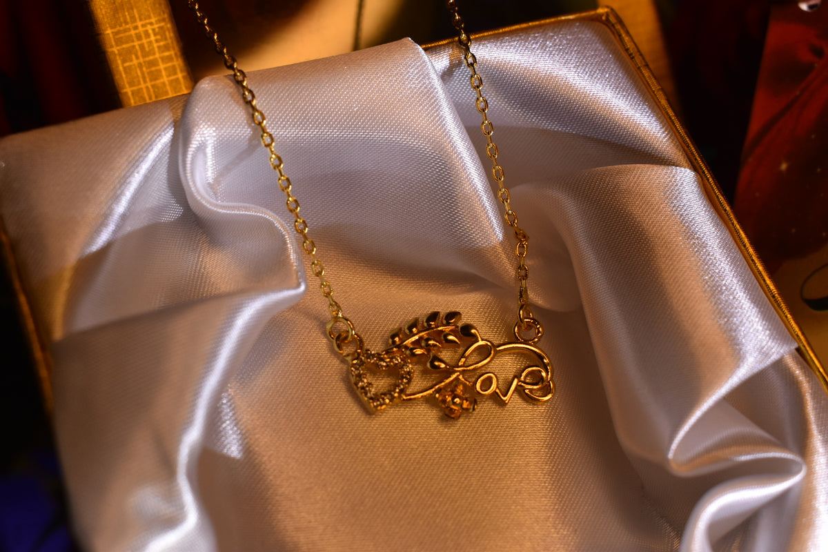 Emerald Floral Pearl Drop Necklace | Elegant Gold-Tone Statement Jewellery