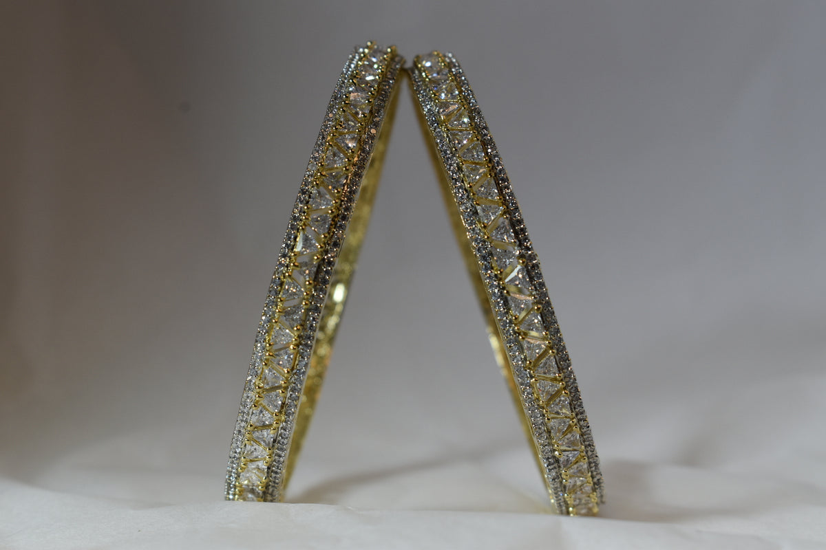 Golden Elegance Double-Row Diamond-Style Bangle | Leesuu