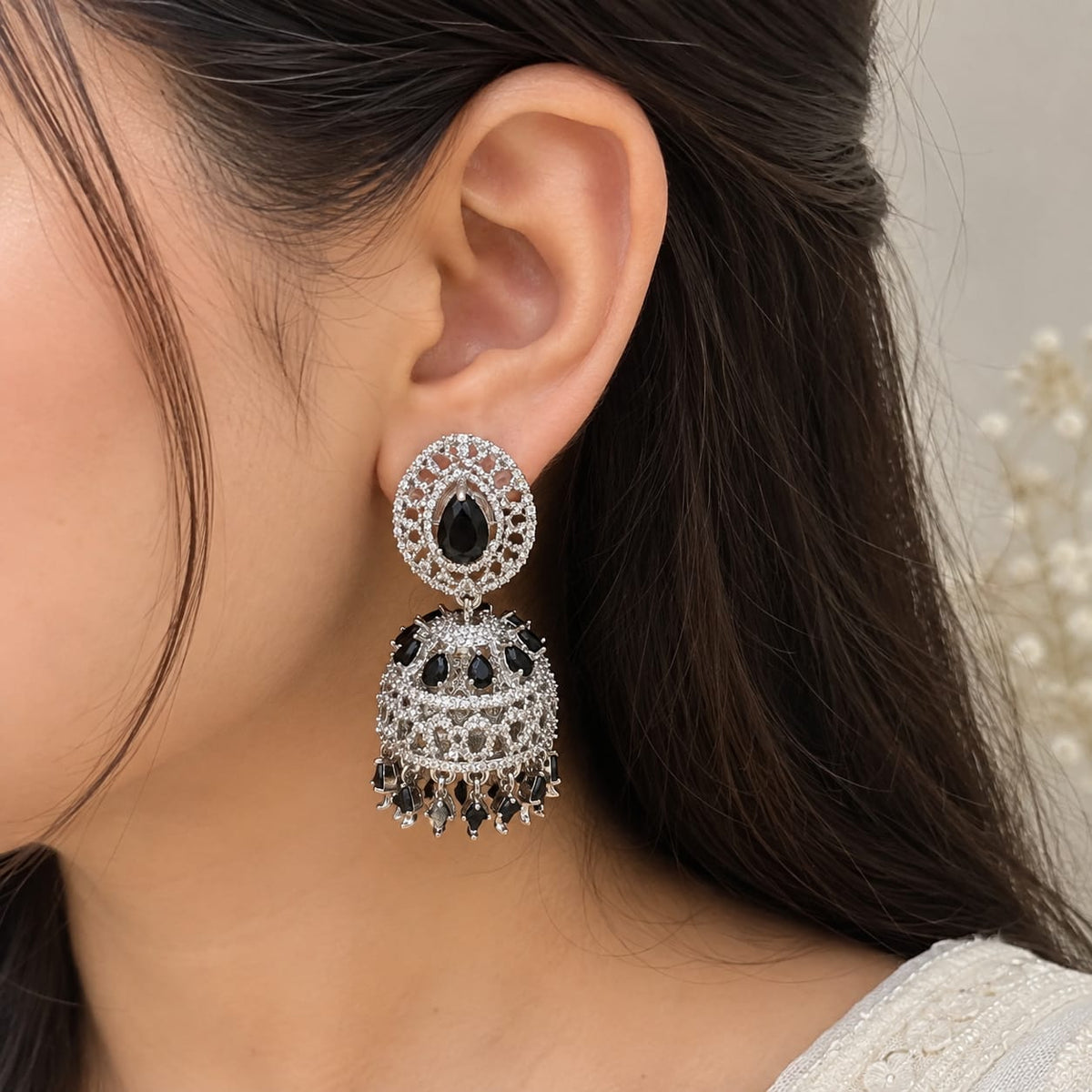 Noor-E-Naz 3-Piece Jhumka & Maang Tikka Set