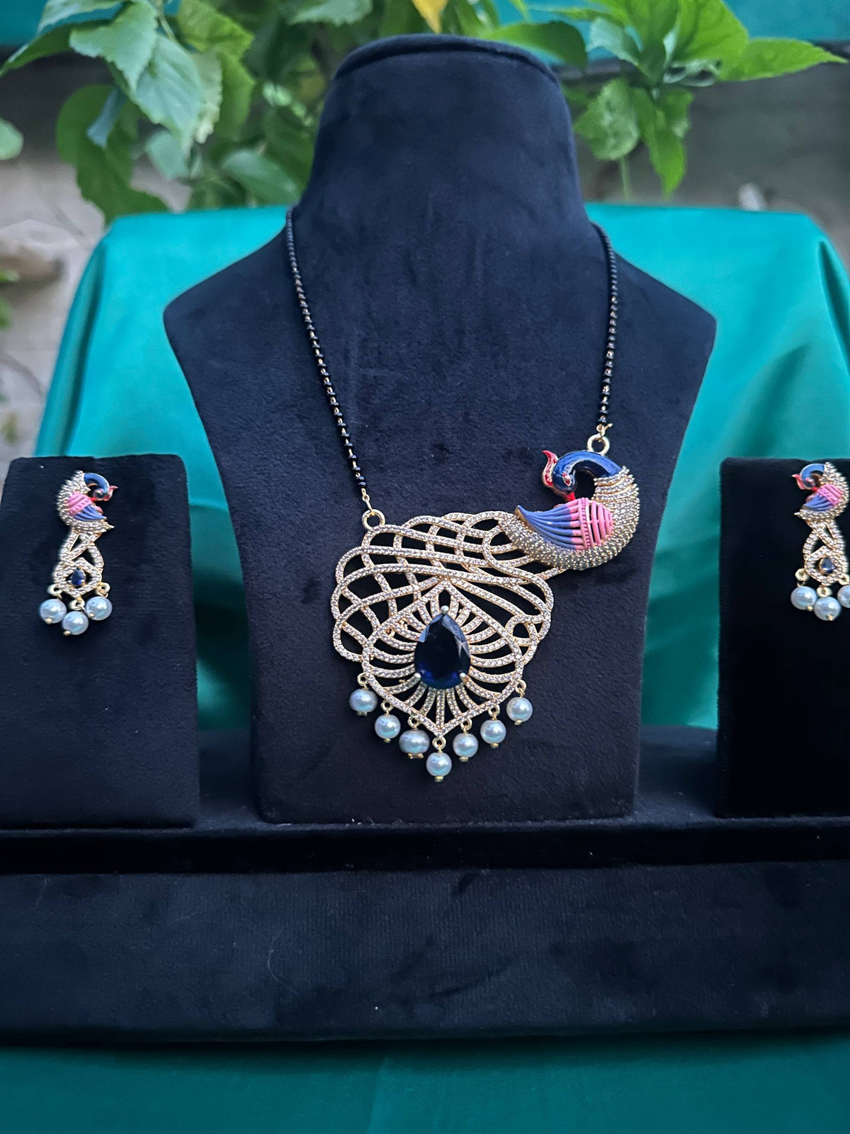 Royal Peacock Elegance Necklace Set with Matching Earrings